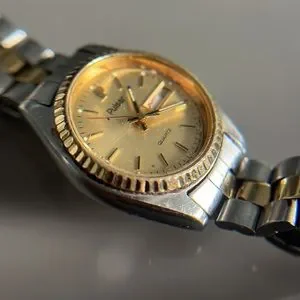 Pulsar | Accessories | Pulsar Quartz Watch Vintage Gold  display picture 1